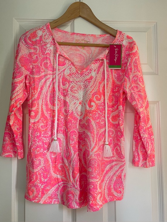 Lilly Pulitzer Tops - Lilly Pulitzer Holly top - small